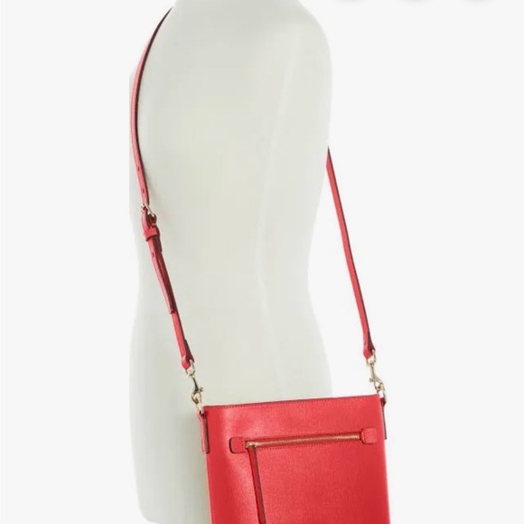 Dooney & Bourke Small Zip Convertible Crossbody/Shoulder Bag NWT - Picture 4 of 14